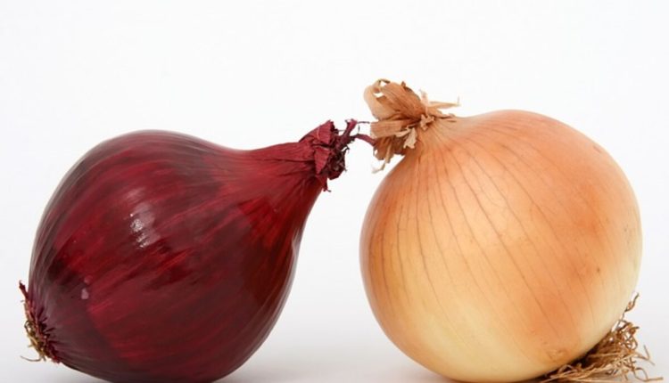 How to Get Rid of Onion Smell